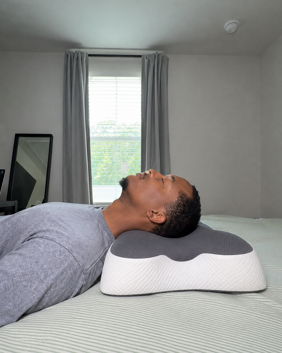 Selorna neck pillow customer photo