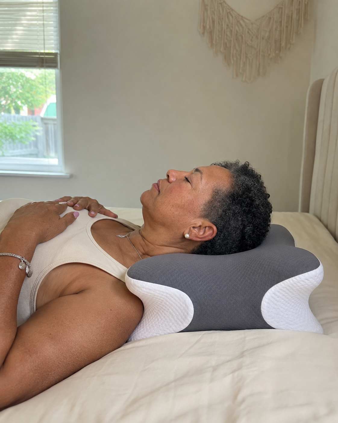 Selorna neck pillow customer photo
