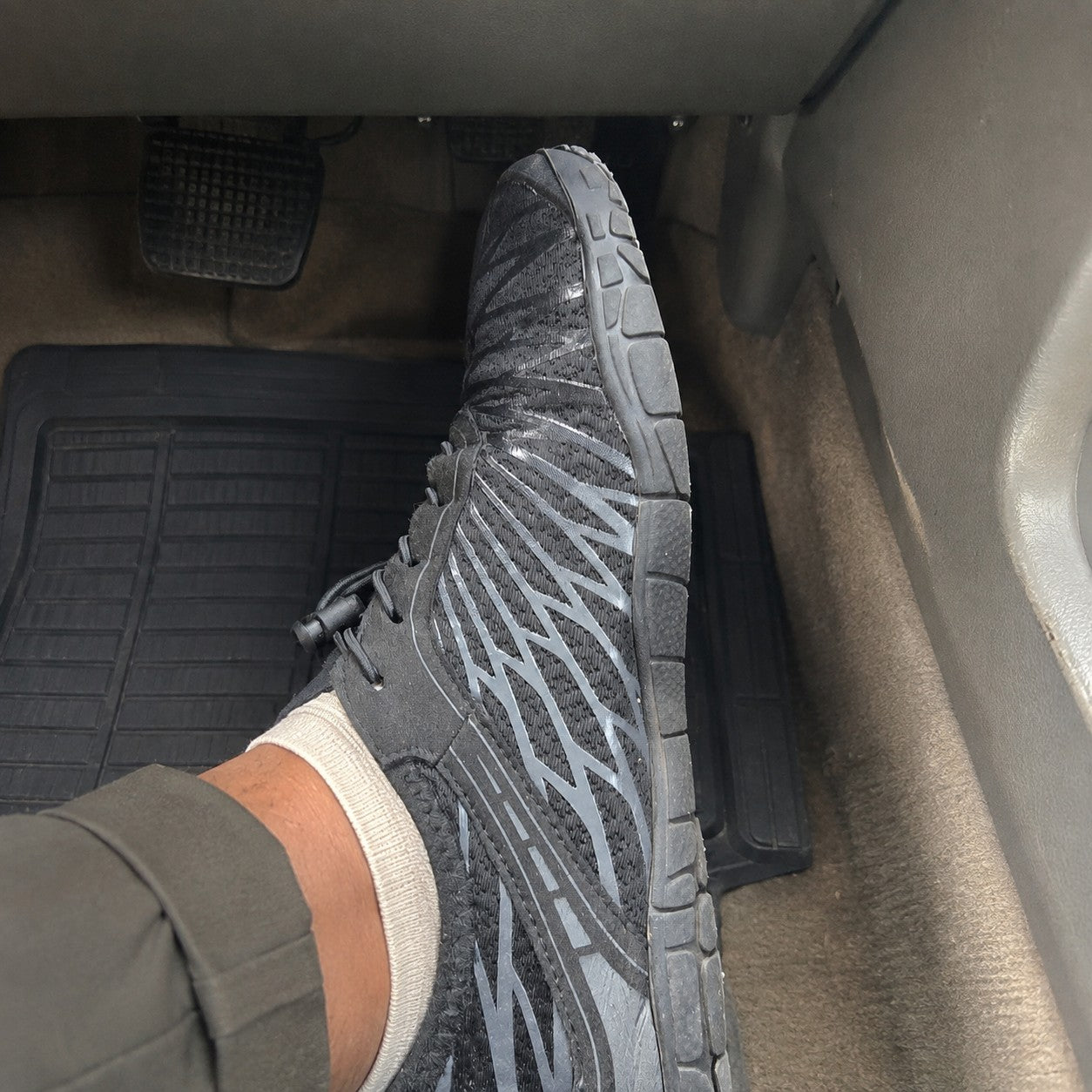 Verified customer review photo - Copper Grounding Barefoot Shoes