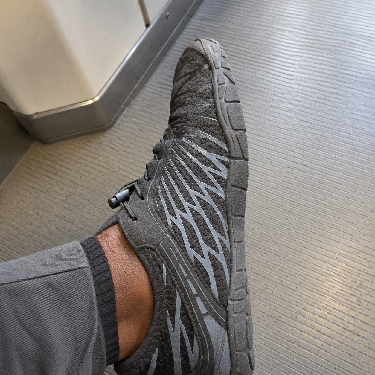 Verified customer review photo - Copper Grounding Barefoot Shoes